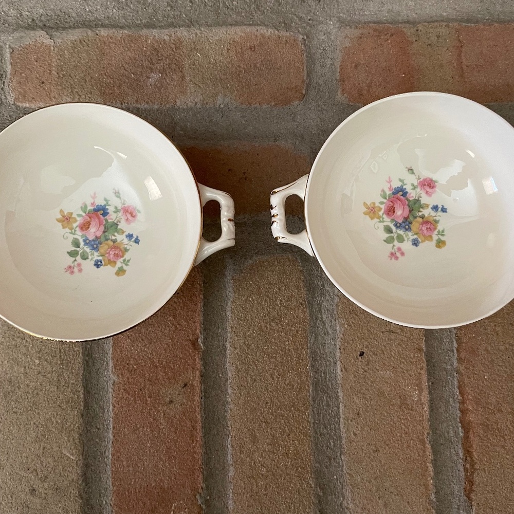 2 Vintage Homer Laughlin Eggshell Georgian footed cream soup bowls- Marilyn Pink
